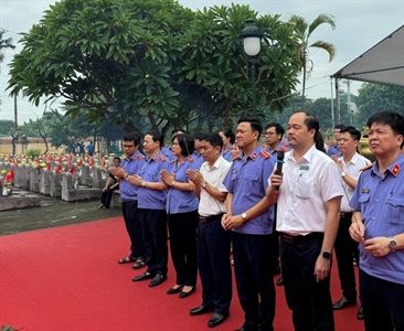 Viện KSND huyện Gia Lâm, Thanh Trì thực hiện các hoạt động tưởng nhớ các anh...